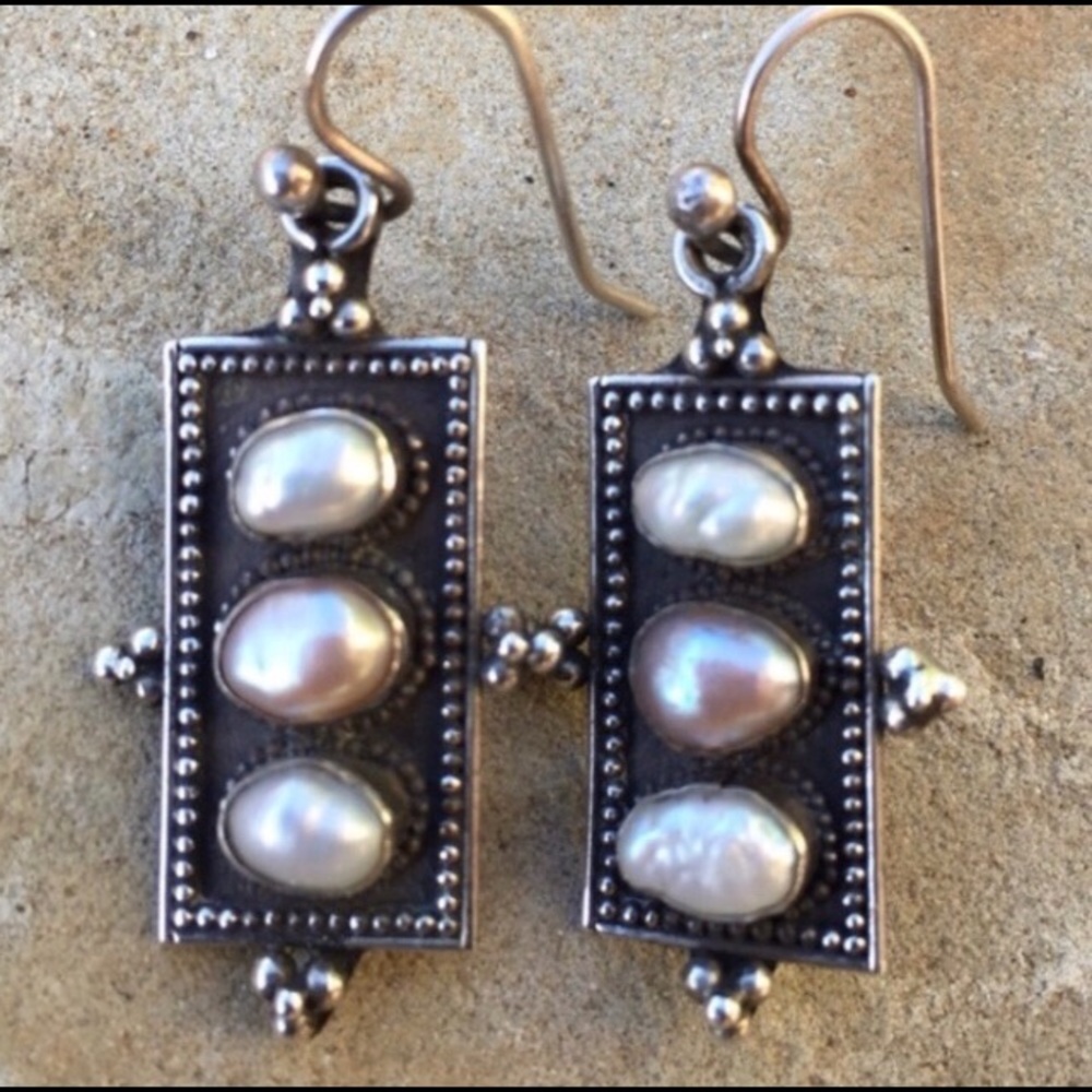 Sterling Potato Pearl Earrings .925